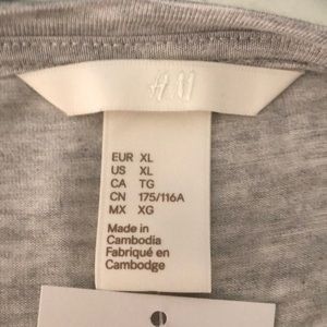 H&M Tops - NWT H&M Grey Ruffled Sleeve Shirt H&M Tops - NWT H&M Grey Ruffled Sleeve Shirt